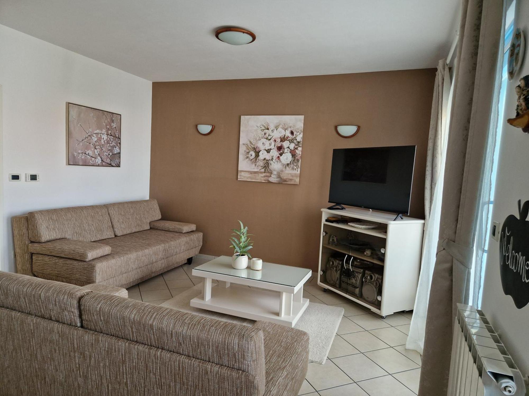 Apartment Karla Porec Bagian luar foto